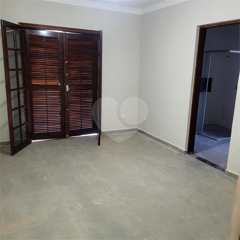 Casa de Condomínio para alugar com 3 quartos, 297m² - Foto 17