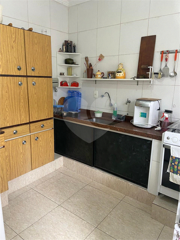 Casa à venda em Santo André, na Vila Suíça, 2 dormitórios (1 suíte), 2 vagas, quintal, churrasqueira