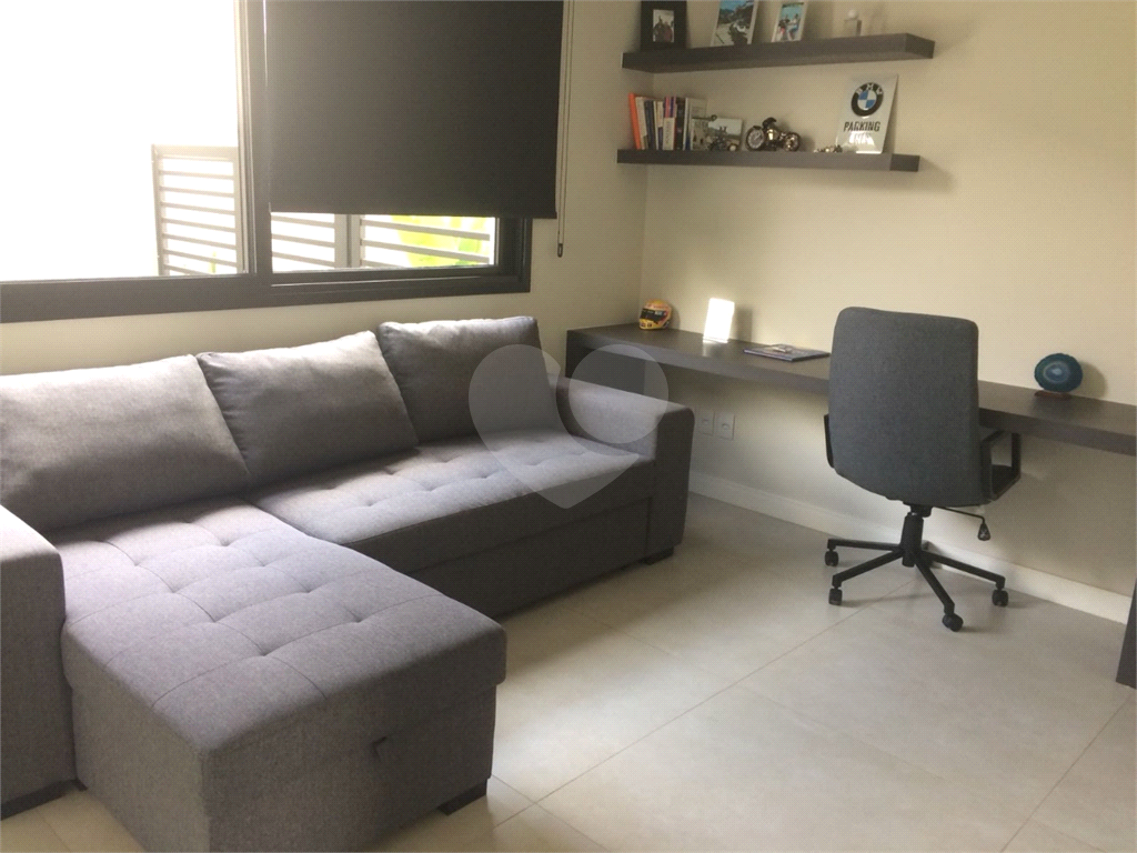 Casa de Condomínio para alugar com 4 quartos, 380m² - Foto 22