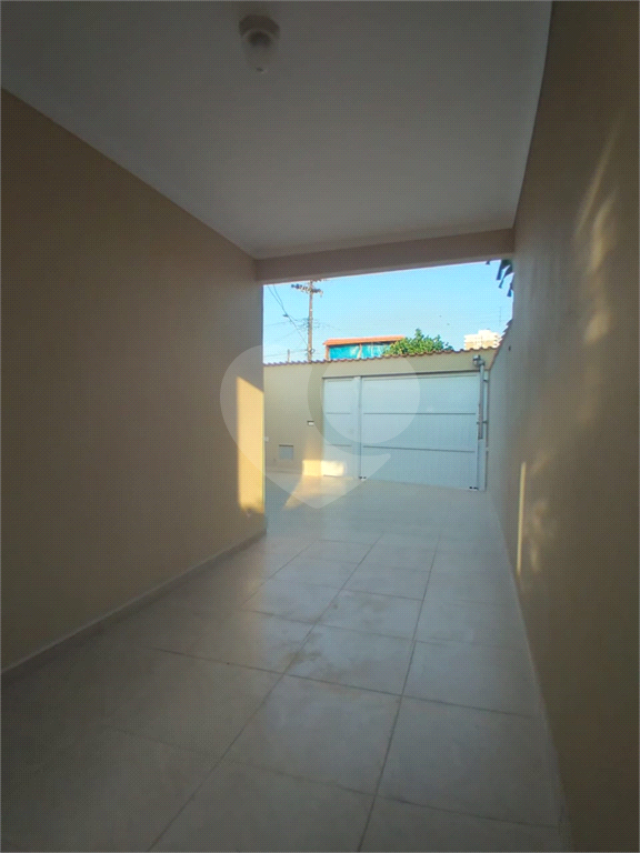 Casa à venda com 3 quartos, 90m² - Foto 4