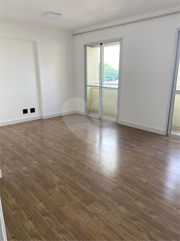 Apartamento com varanda gourmet à venda no Centro de Santo André