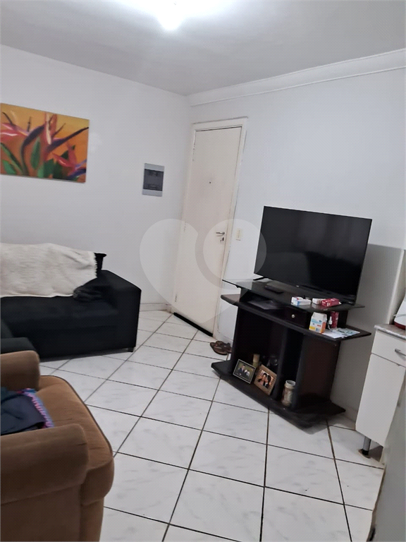 Apartamento à venda com 2 quartos, 43m² - Foto 13