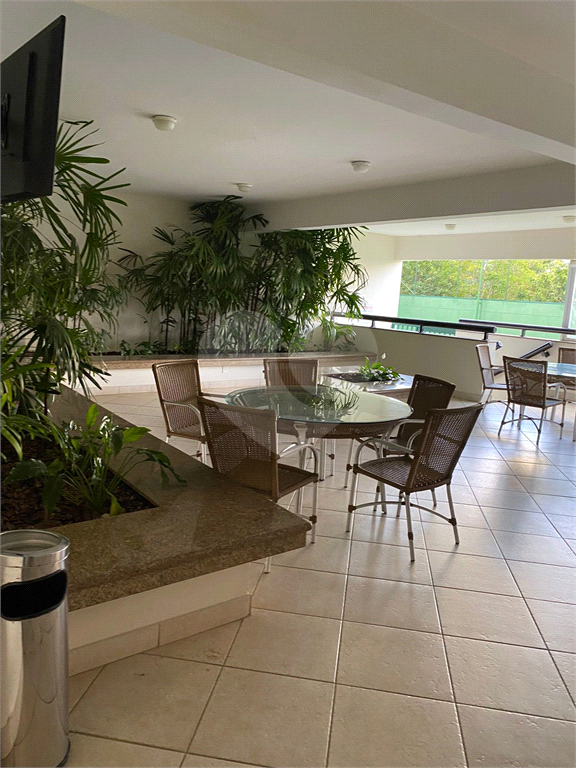 Apartamento amplo à venda na Região do Morumbi