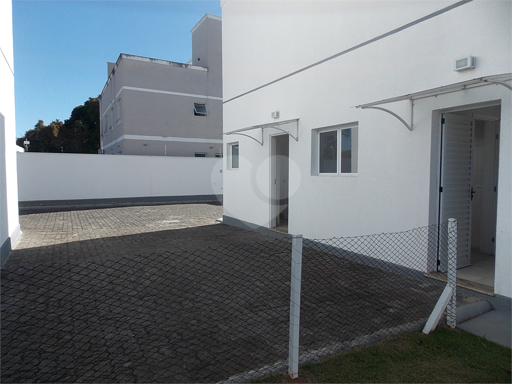 Casa de Condomínio à venda e aluguel com 3 quartos, 115m² - Foto 3