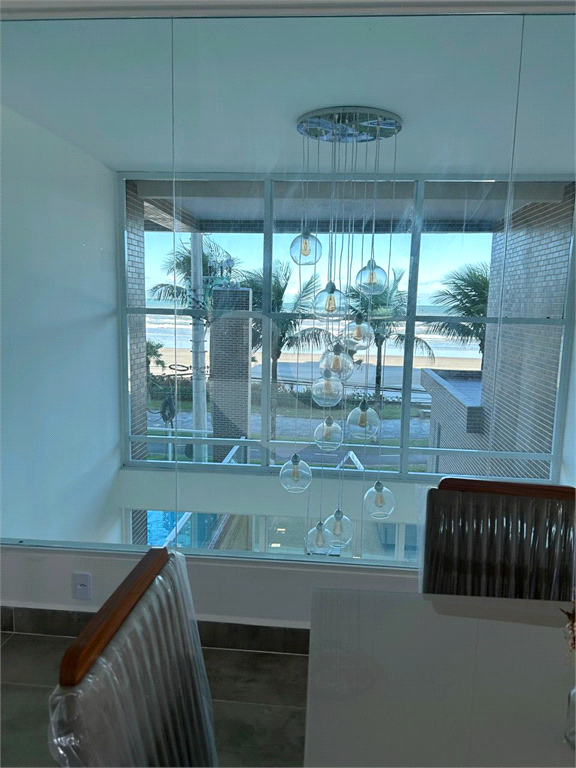 Apartamento na Praia Grande frente praia com Varanda Gourmet