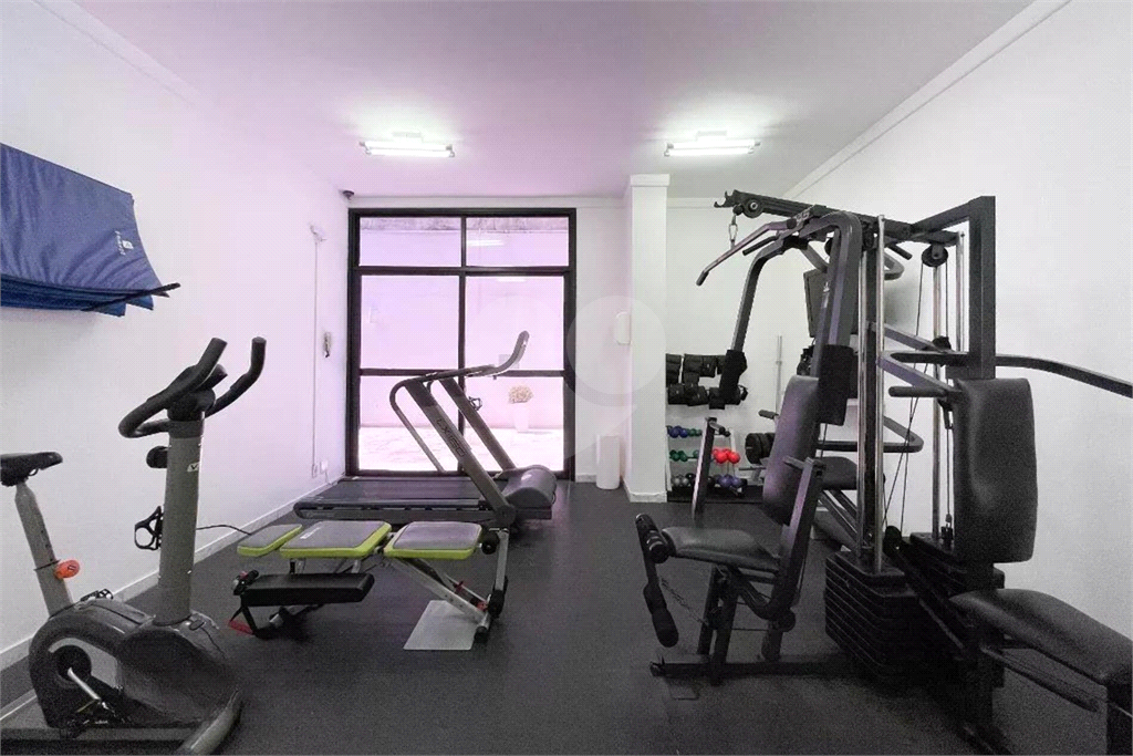 Apartamento para locação em Pinheiros  com 176m², 3 quartos e 2 vagas 