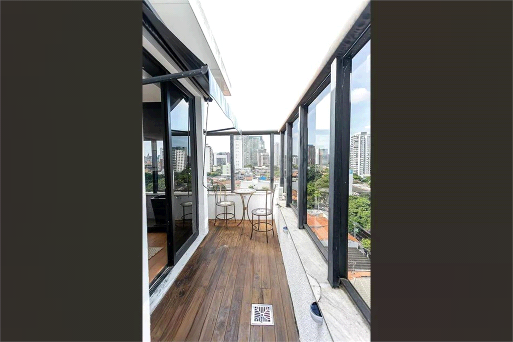 Apartamento para locação em Pinheiros  com 176m², 3 quartos e 2 vagas 