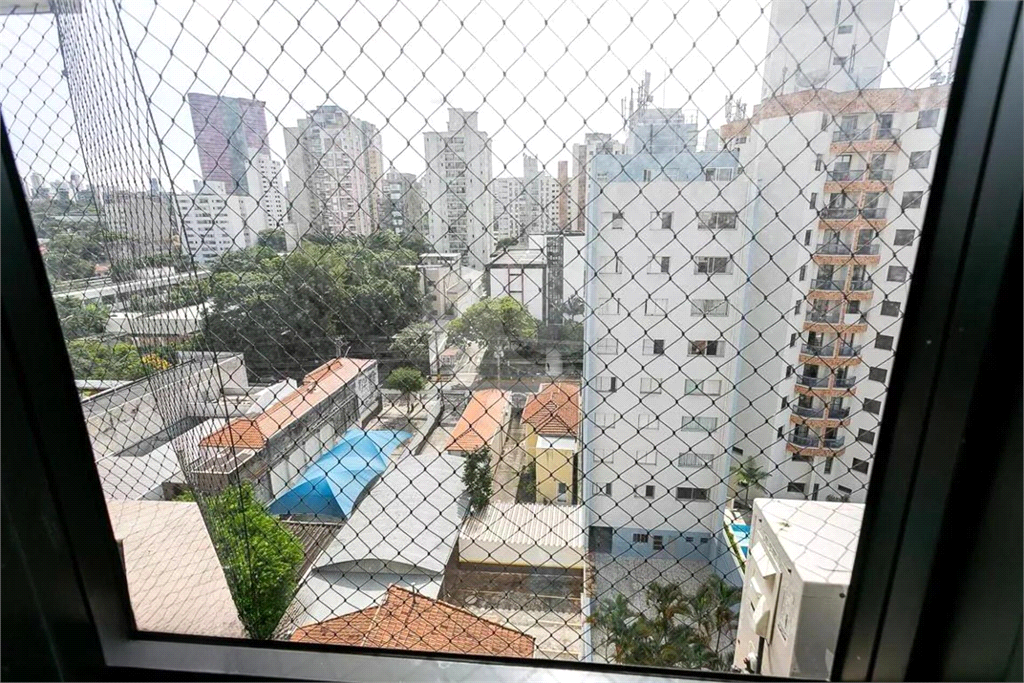 Apartamento para locação em Pinheiros  com 176m², 3 quartos e 2 vagas 