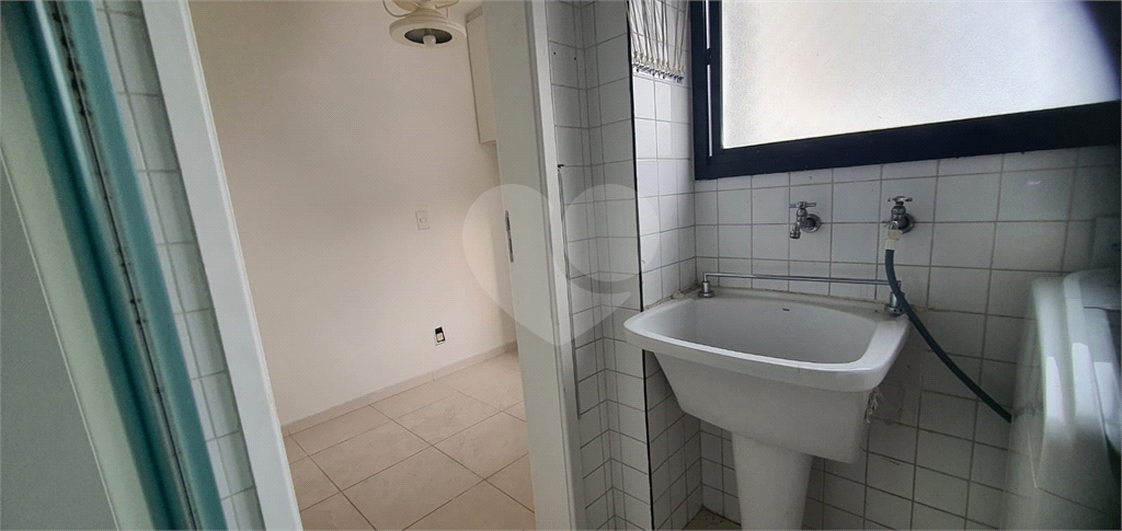 Apartamento para locação em Pinheiros  com 176m², 3 quartos e 2 vagas 