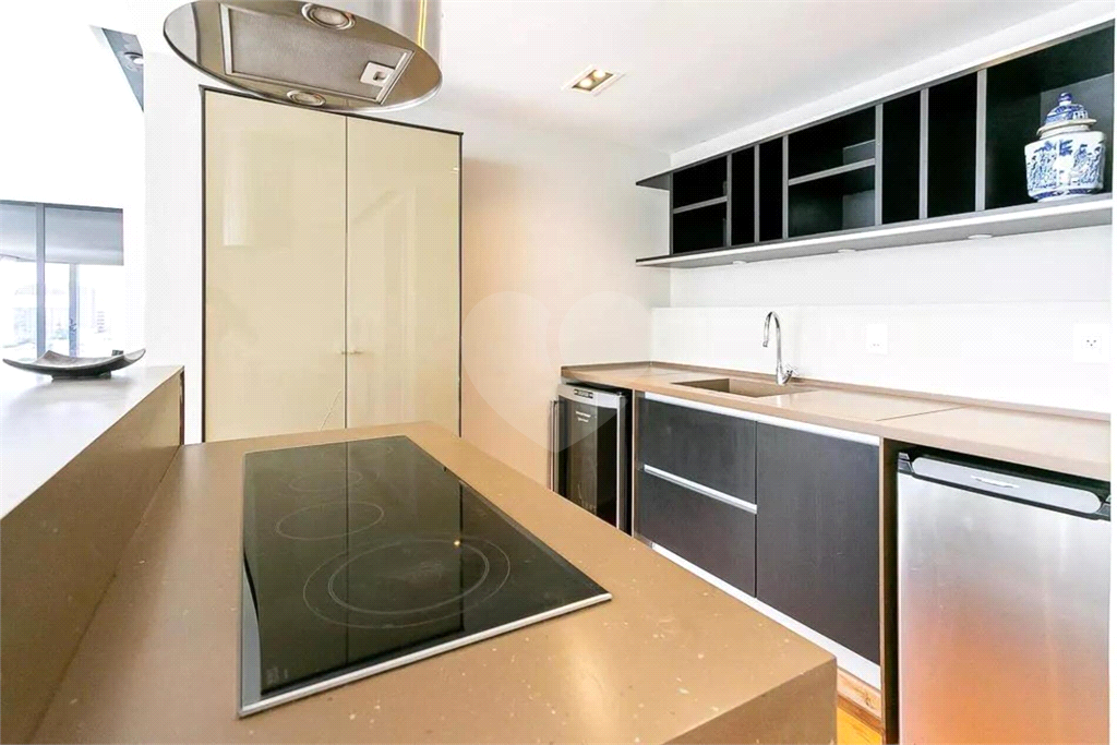 Apartamento para locação em Pinheiros  com 176m², 3 quartos e 2 vagas 