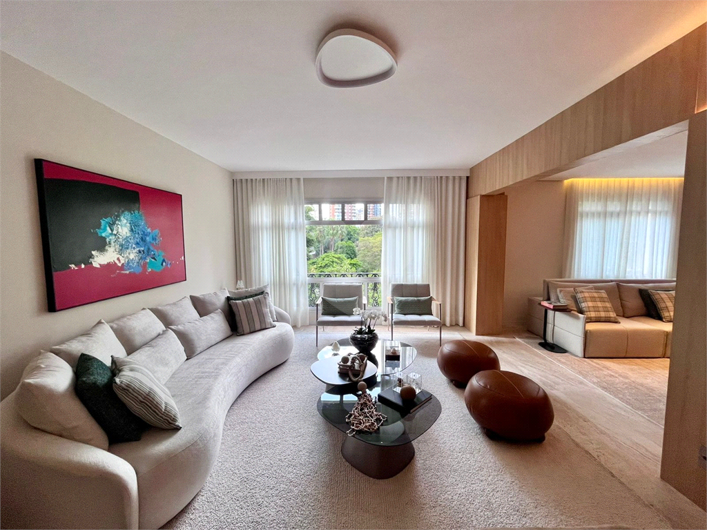 Apartamento de 3 Dormitórios sendo 1 Suíte na Vila Nova Conceição