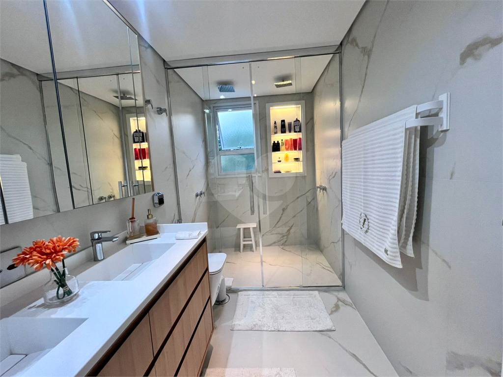Apartamento de 3 Dormitórios sendo 1 Suíte na Vila Nova Conceição