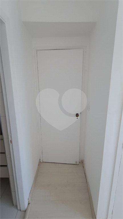 Apartamento de 100m², localizado no bairro Pompéia, com 2 dormitórios, sendo 1 suíte, e ar