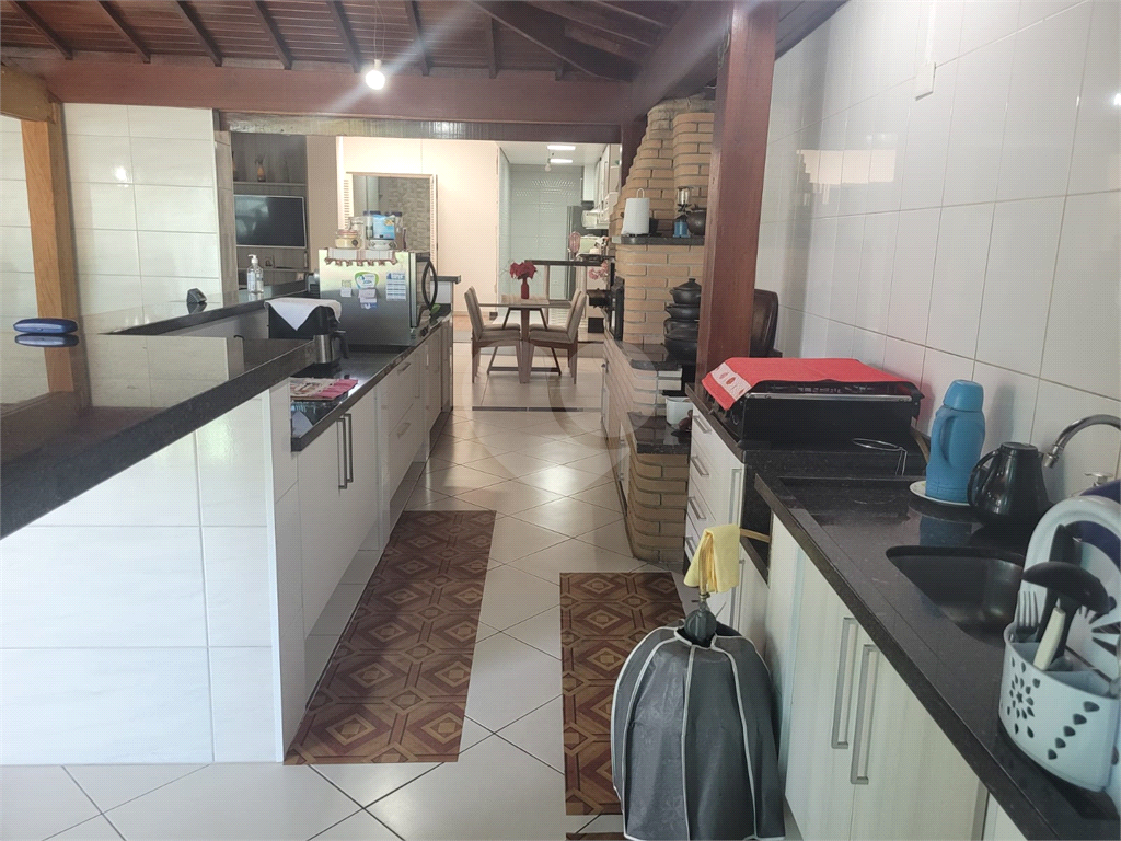 
Ótima Oportunidade: Casa com 2 Dormitórios à Venda em Localização Privilegiada