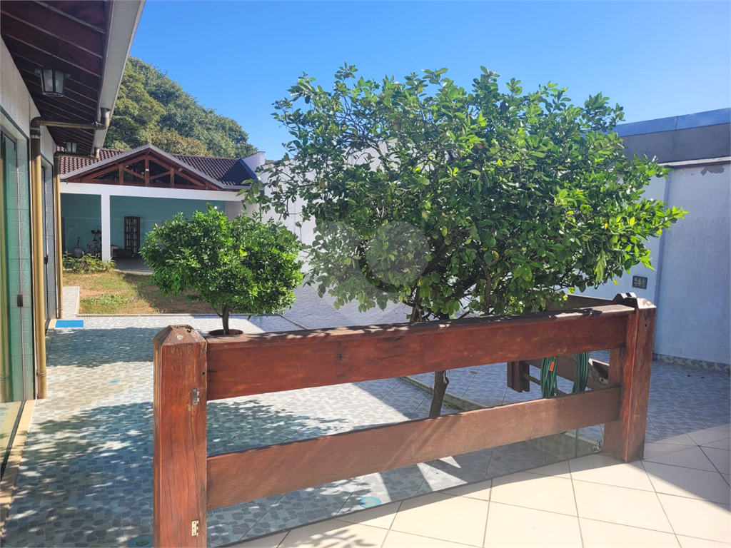 
Ótima Oportunidade: Casa com 2 Dormitórios à Venda em Localização Privilegiada