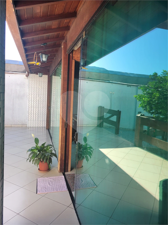
Ótima Oportunidade: Casa com 2 Dormitórios à Venda em Localização Privilegiada