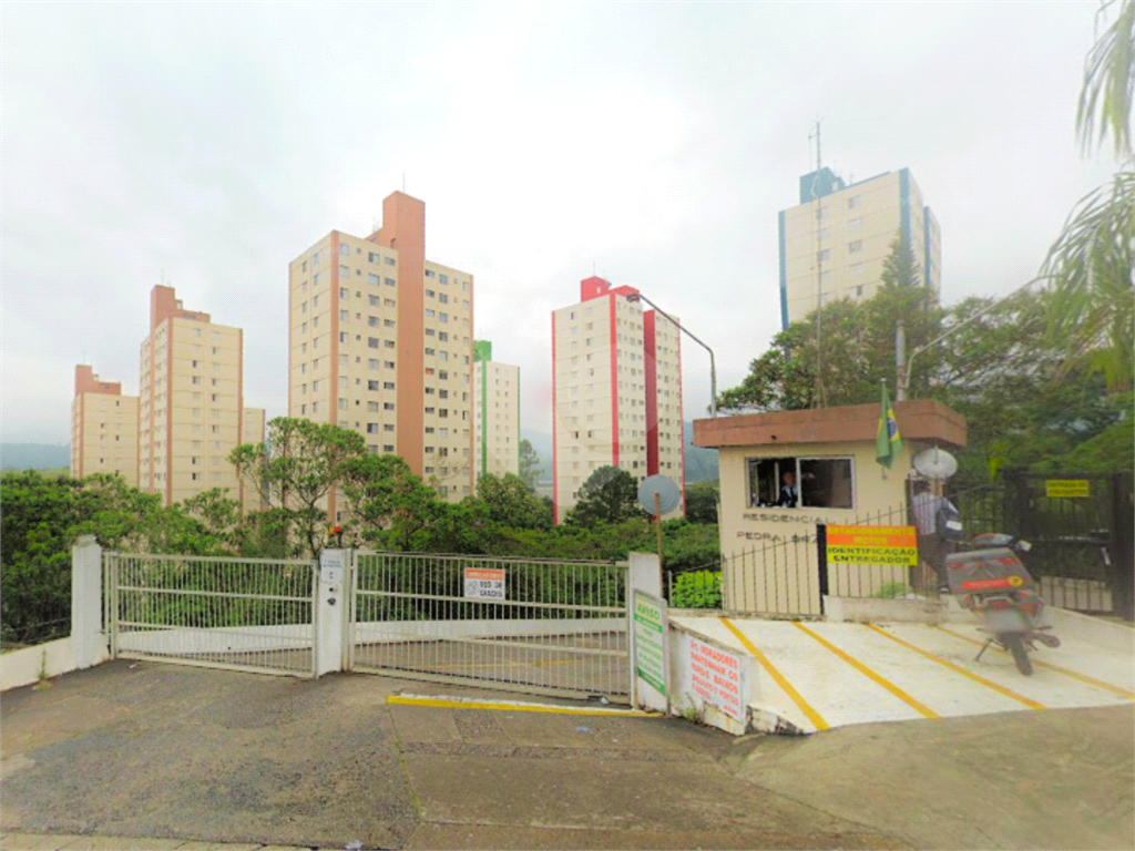 Apartamento com 02 dormitórios em Pedra Branca São Paulo/SP