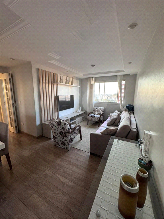 APARTAMENTO em PENHA