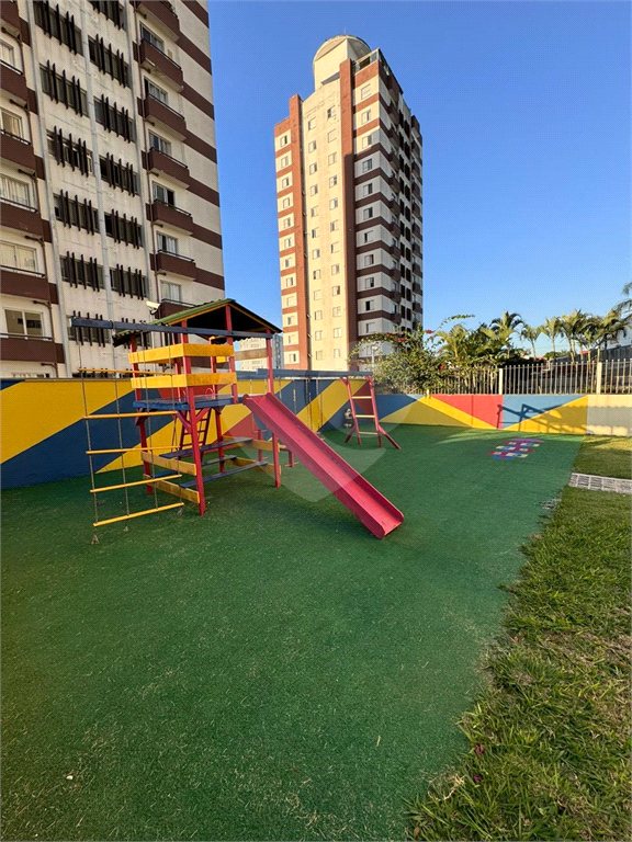 APARTAMENTO em PENHA