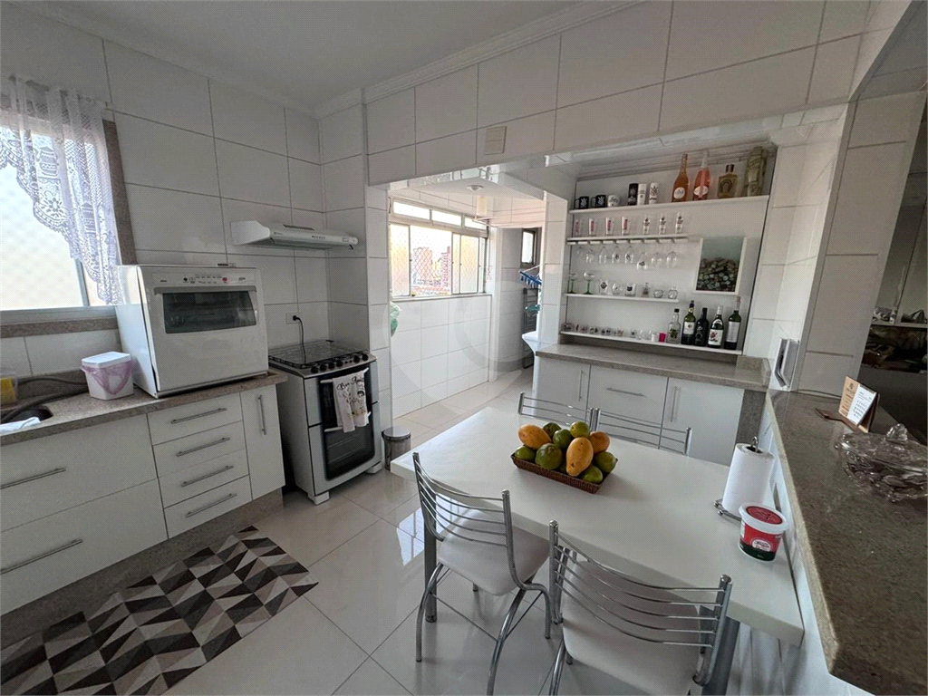 APARTAMENTO em PENHA