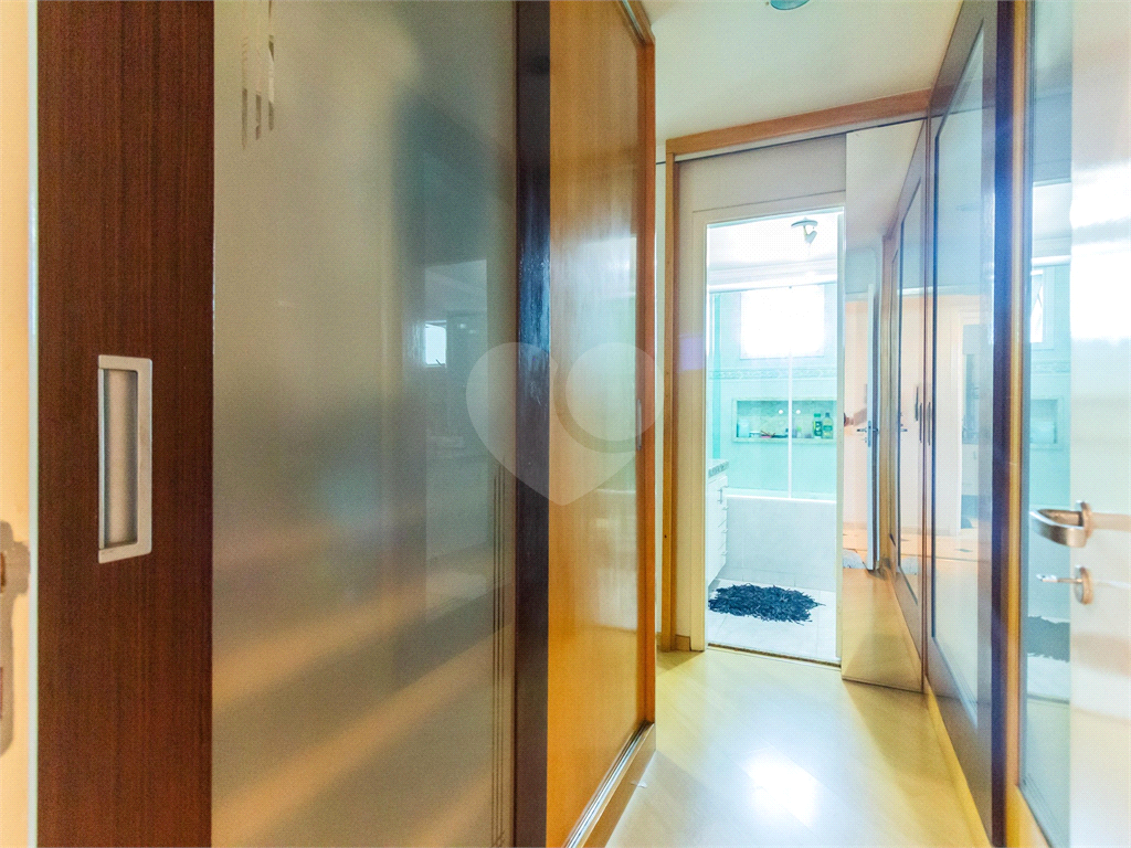 APARTAMENTO em VILA ROMANA