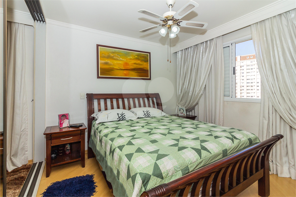 APARTAMENTO em VILA ROMANA
