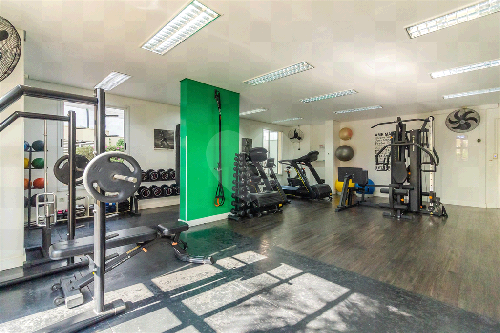 APARTAMENTO em VILA ROMANA