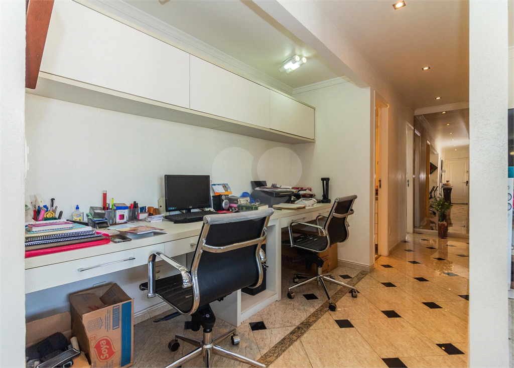 APARTAMENTO em VILA ROMANA