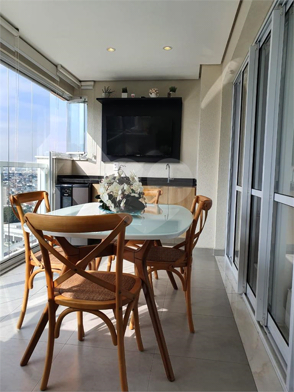 APARTAMENTO em ANÁLIA FRANCO
