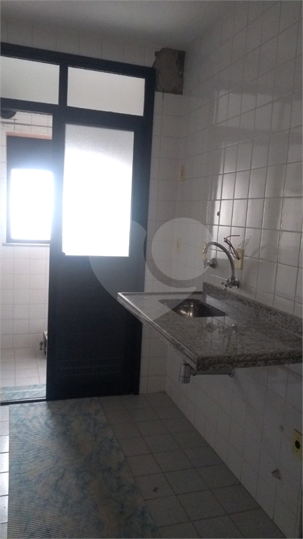 APARTAMENTO em VILA PRUDENTE