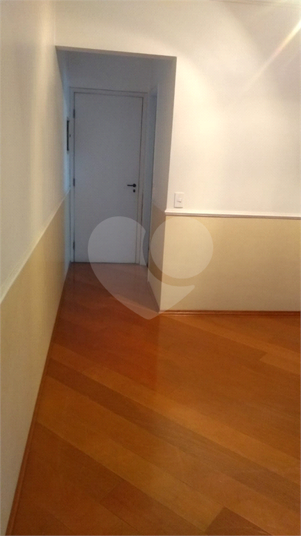 APARTAMENTO em VILA PRUDENTE