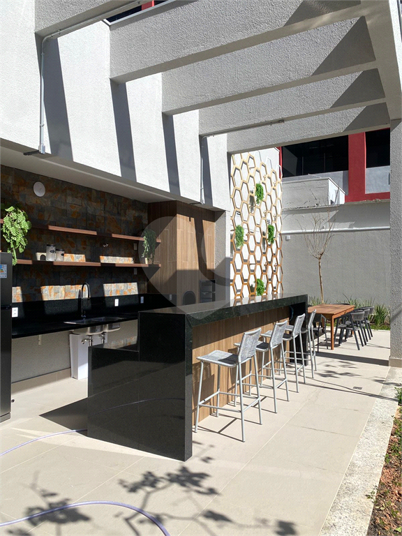 Apartamento à venda  em PINHEIROS com 24,39 m²