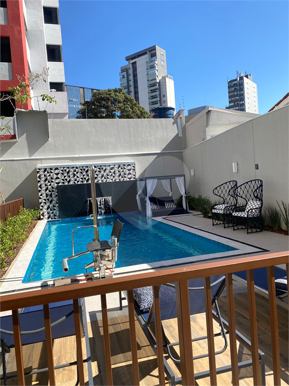 Apartamento à venda  em PINHEIROS com 24,39 m²