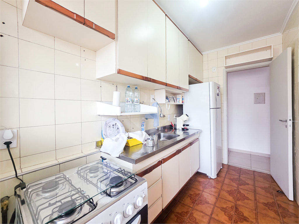 Apartamento no bairro do Paraiso com 2 dormitórios, 1 suíte, varanda e 1 vaga