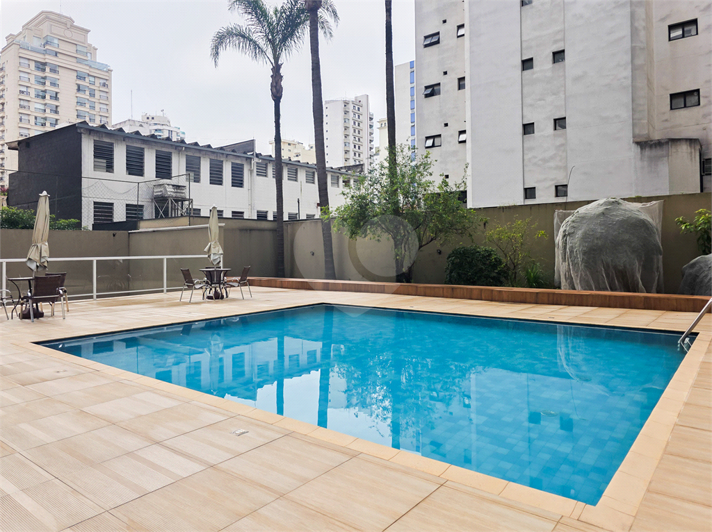 Apartamento no bairro do Paraiso com 2 dormitórios, 1 suíte, varanda e 1 vaga