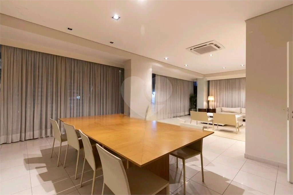 Apartamento para alugar, 236m² - Perdizes - São Paulo