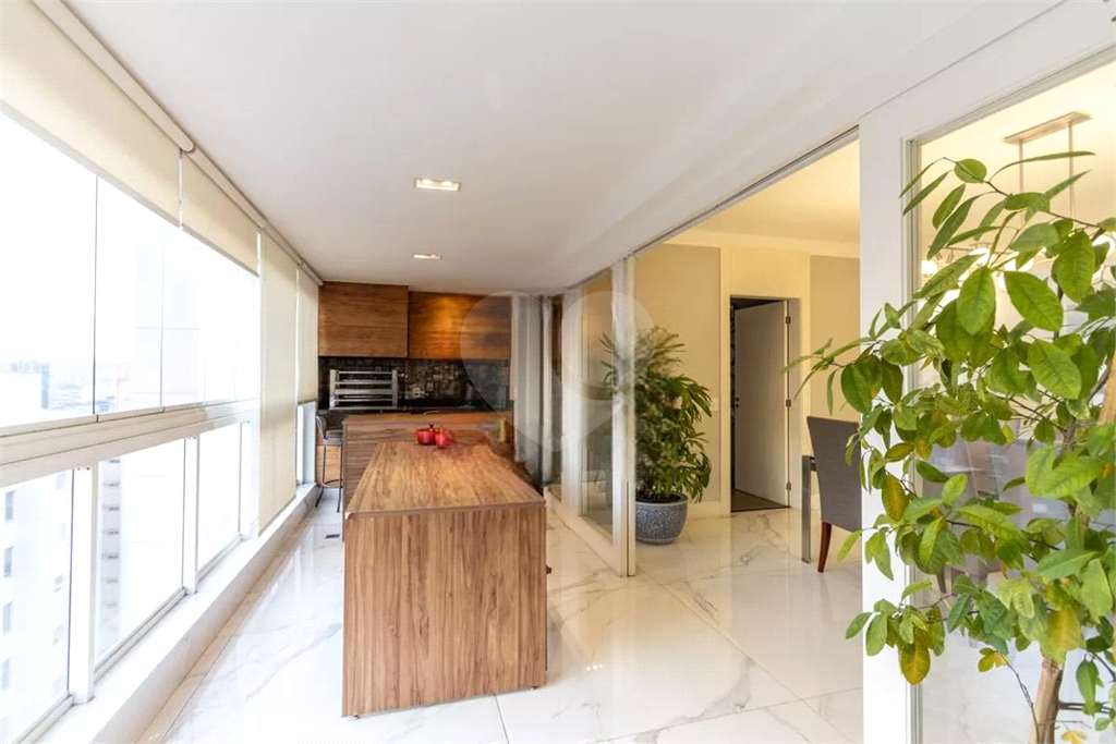 Apartamento para alugar, 236m² - Perdizes - São Paulo