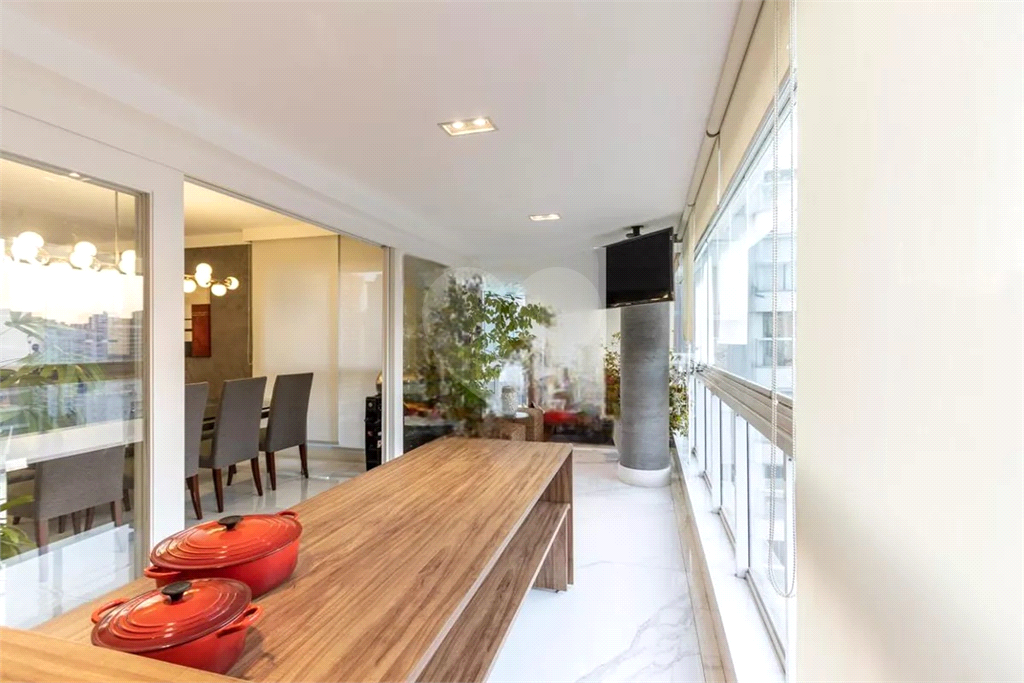 Apartamento para alugar, 236m² - Perdizes - São Paulo