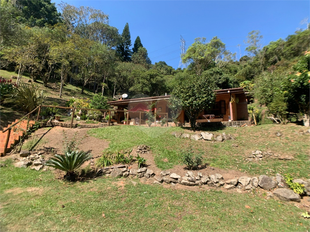 Sítio à venda em São Lourenço da Serra