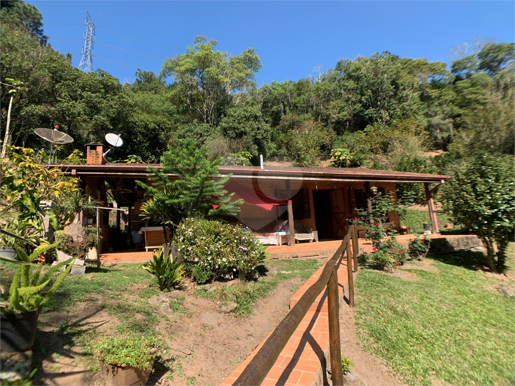 Sítio à venda em São Lourenço da Serra
