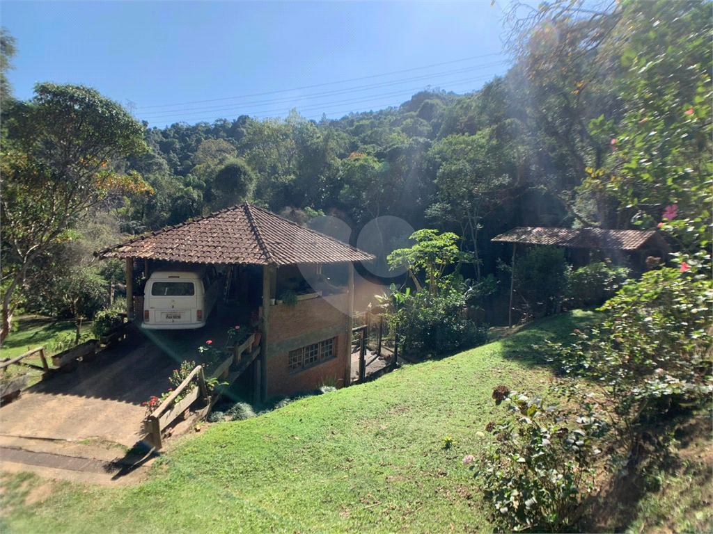 Sítio à venda em São Lourenço da Serra