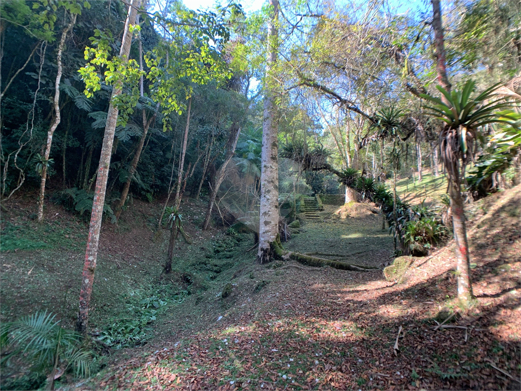Sítio à venda em São Lourenço da Serra