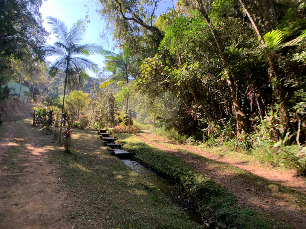Sítio à venda em São Lourenço da Serra