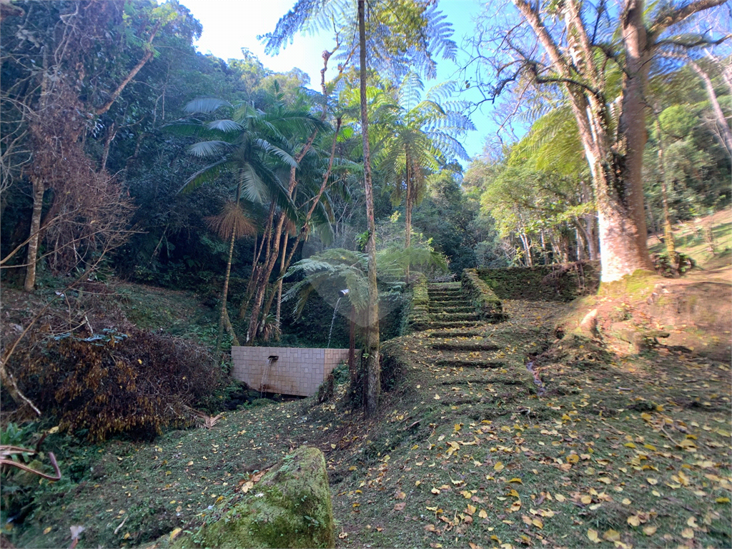Sítio à venda em São Lourenço da Serra