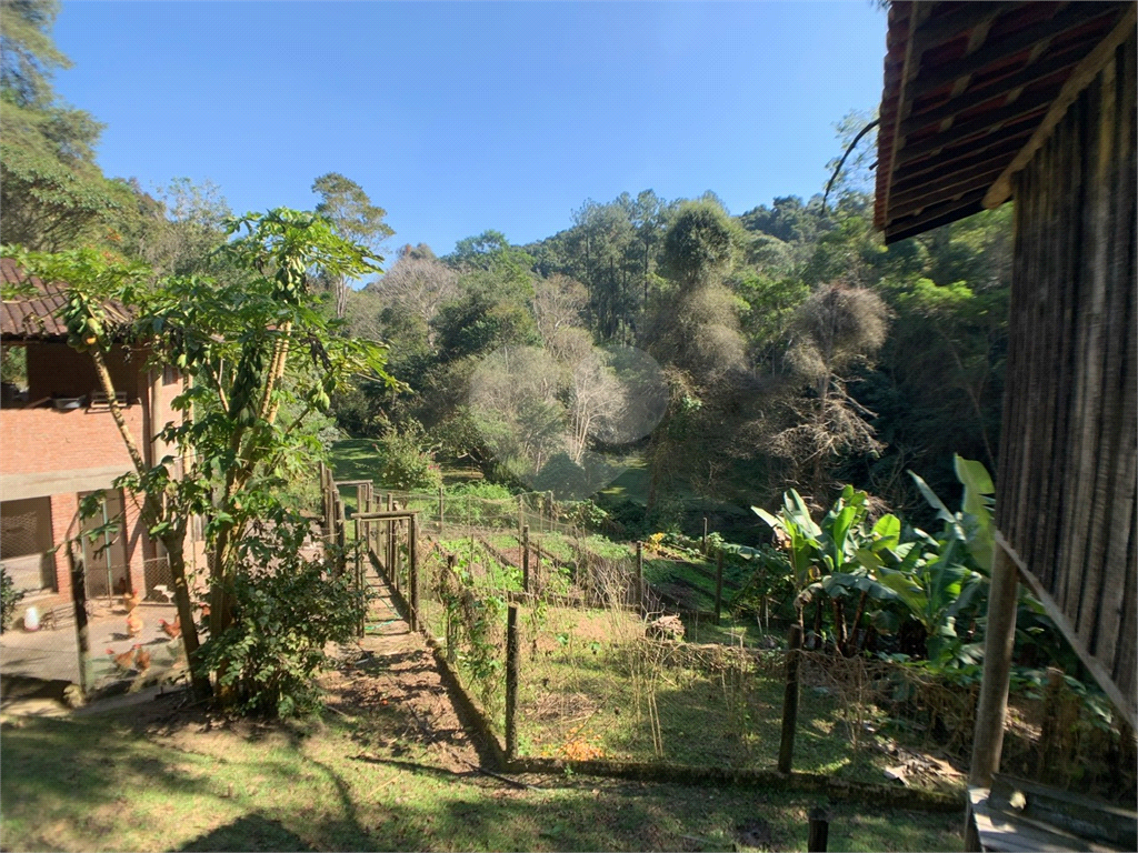 Sítio à venda em São Lourenço da Serra