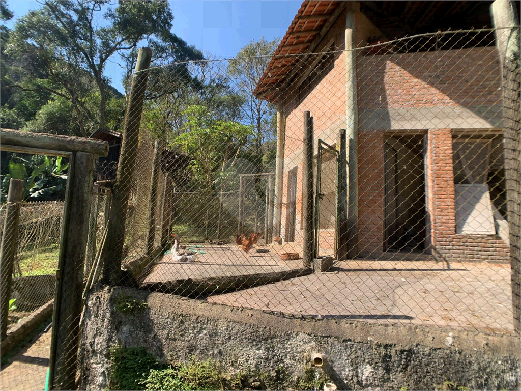 Sítio à venda em São Lourenço da Serra