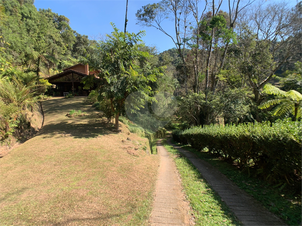 Sítio à venda em São Lourenço da Serra