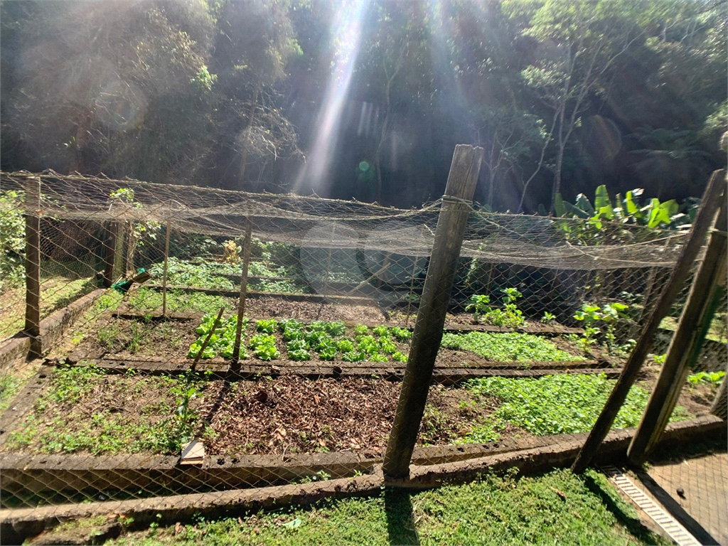 Sítio à venda em São Lourenço da Serra