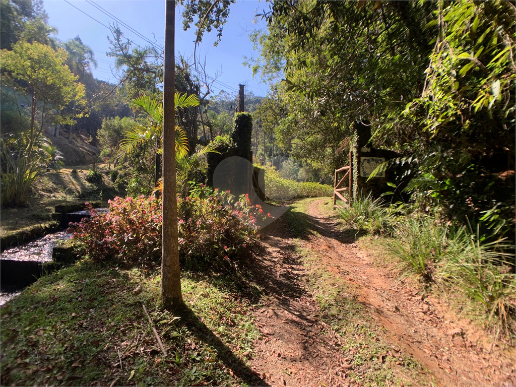 Sítio à venda em São Lourenço da Serra