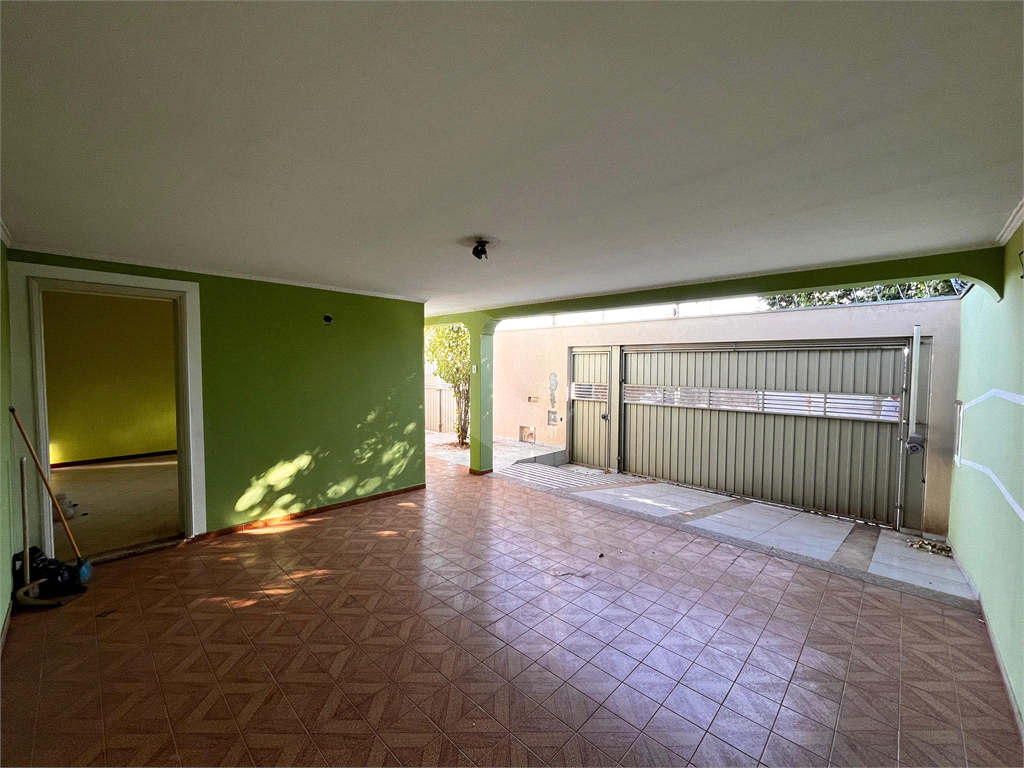 Casa à venda com 5 quartos, 206m² - Foto 29